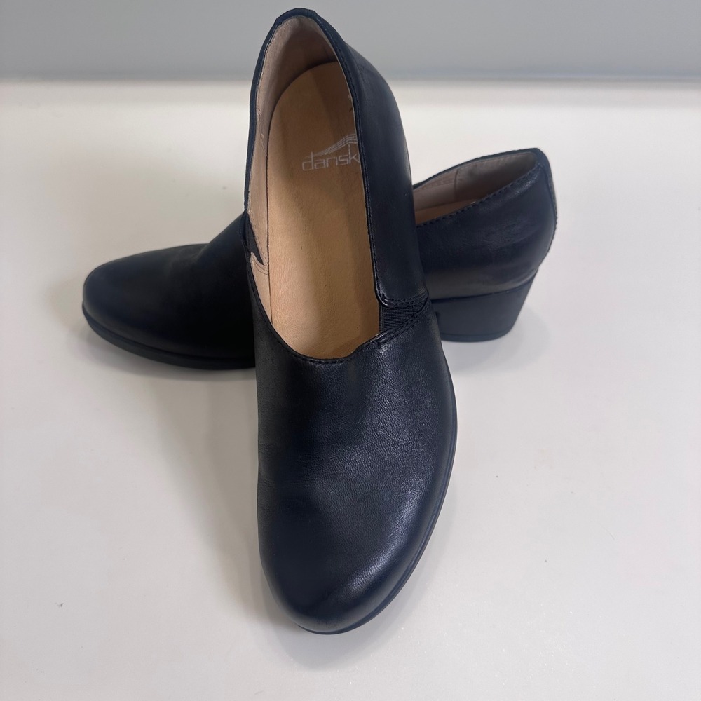 Dansko Black Leather Slip On Block Heel Shoes EU 40 US 9.5-10 3216100200